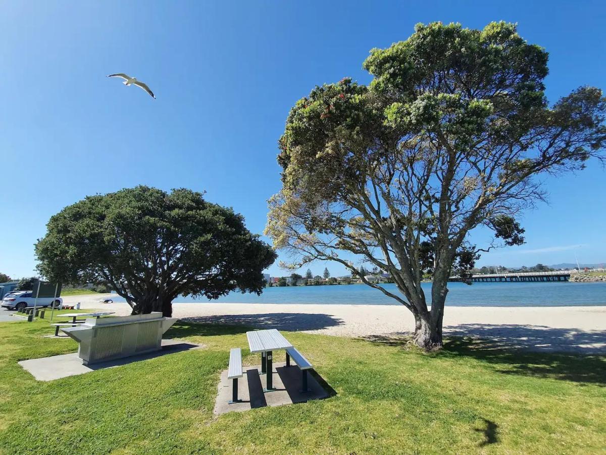 Tauranga - Big, Beautiful Villa On The Water! Luaran gambar
